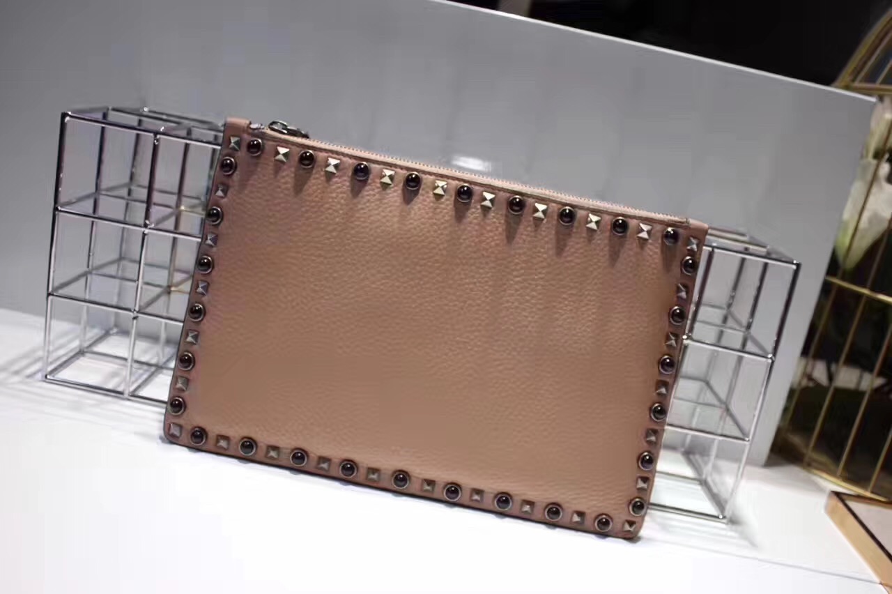 17112738��ɫ�ڶ�